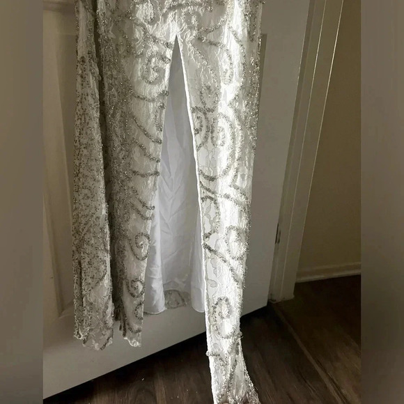 Je Matadi by Sean Mehta White w Silver Beading Full Length Formal Gown - Size 8 - Picture 7 of 8